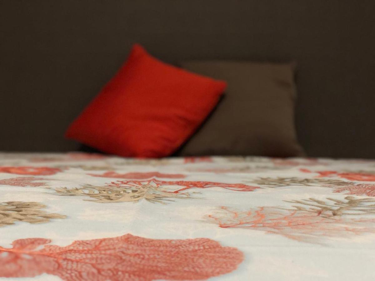 B&B Zac House Toirano Bagian luar foto
