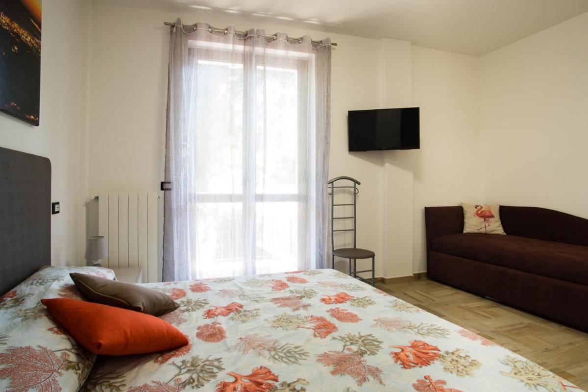 B&B Zac House Toirano Bagian luar foto