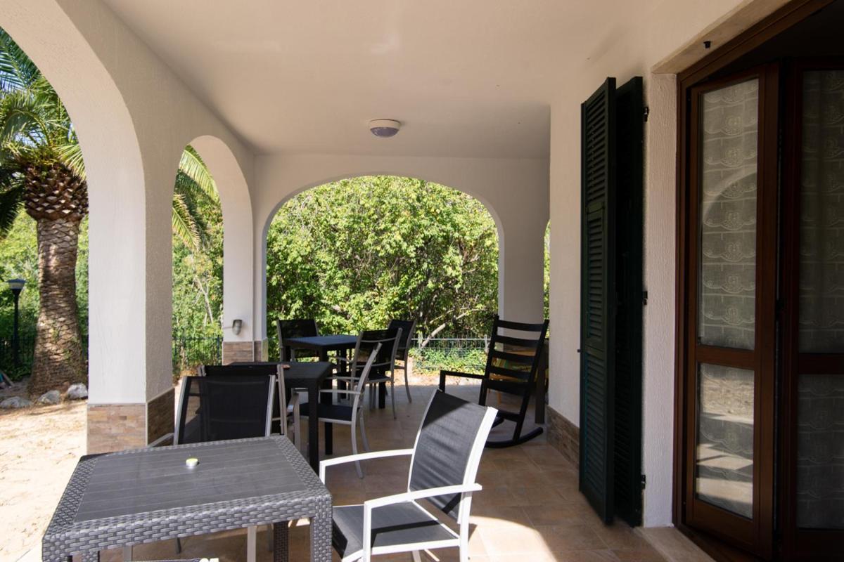 B&B Zac House Toirano Bagian luar foto