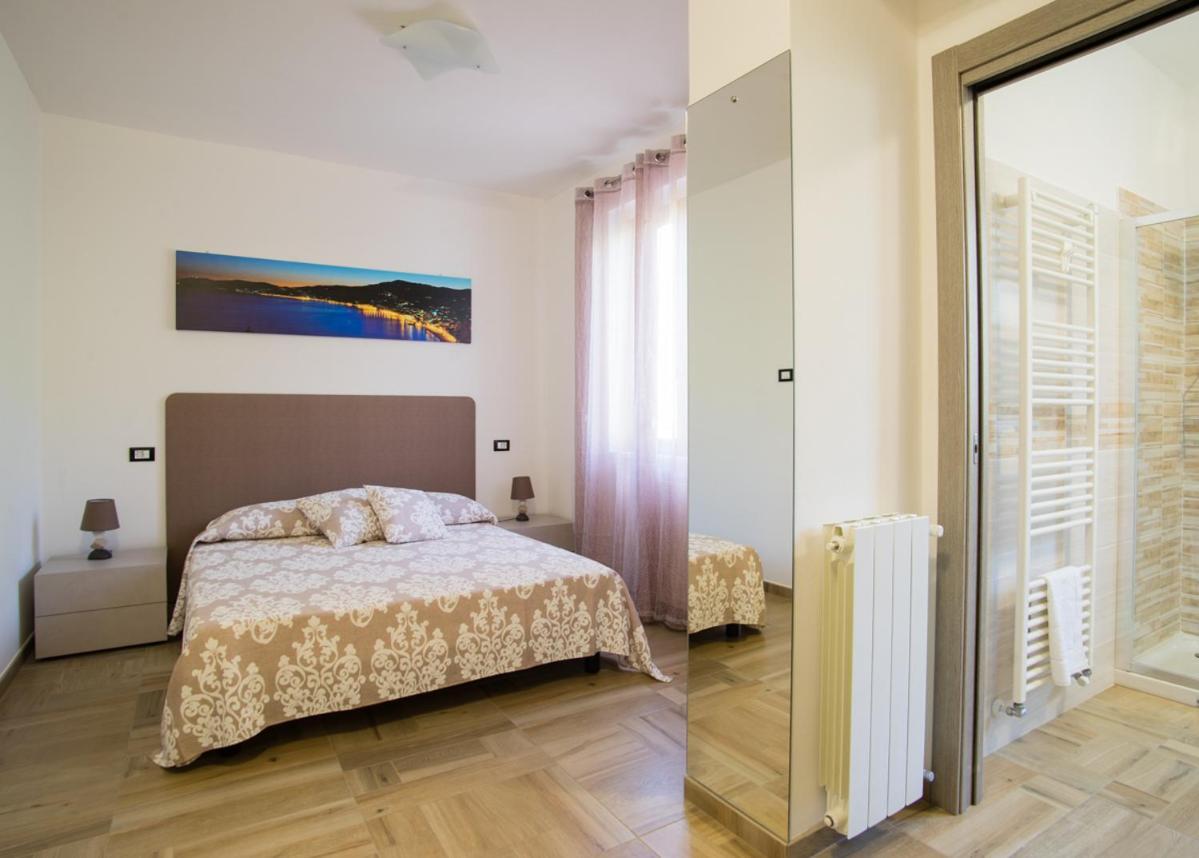 B&B Zac House Toirano Bagian luar foto